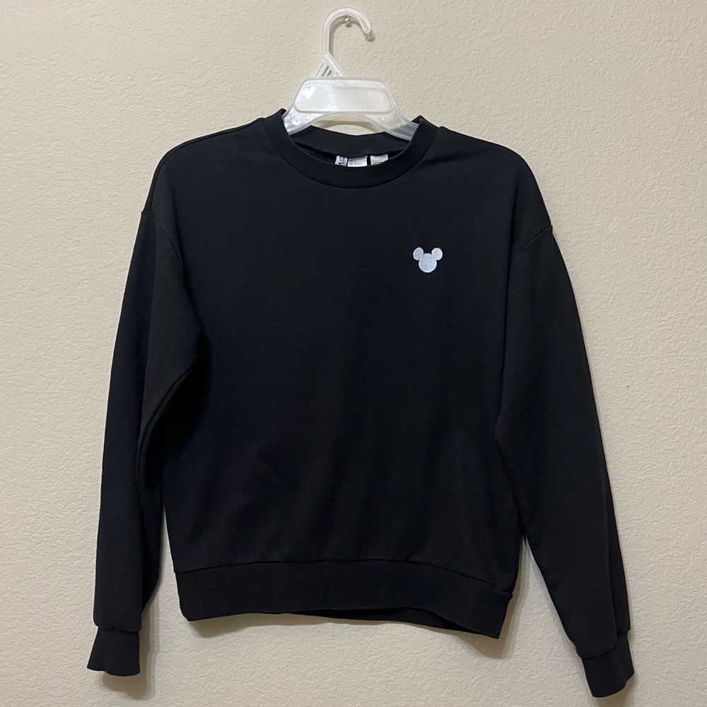 H&M Divided Black Mickey Mouse Sweater (Small)